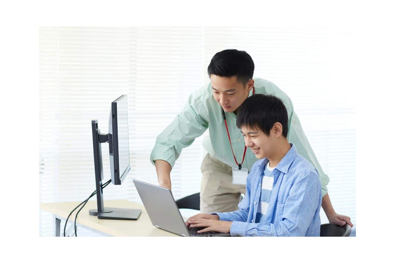 comment reussir sa reconversion avec une formation en ligne 1 1